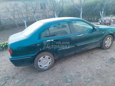 Lancia Lybra 1.9 jtd