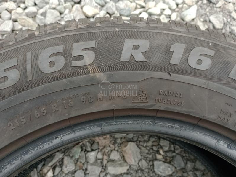 Semperit 215/65 R16 Zimska