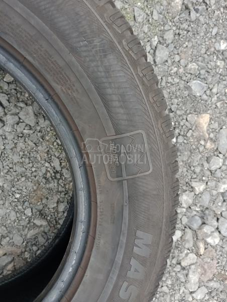 Semperit 215/65 R16 Zimska