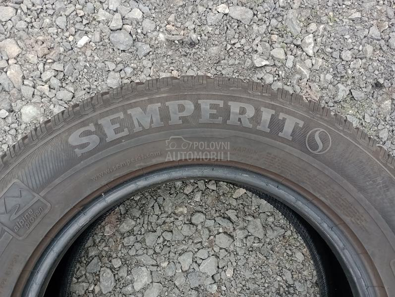 Semperit 215/65 R16 Zimska