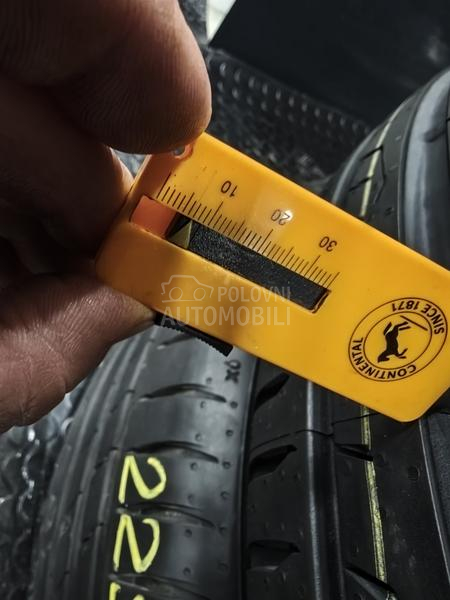 Continental 225/50 R18 Letnja