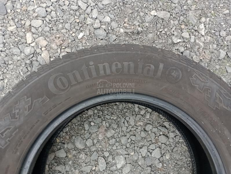Continental 235/60 R17 Zimska