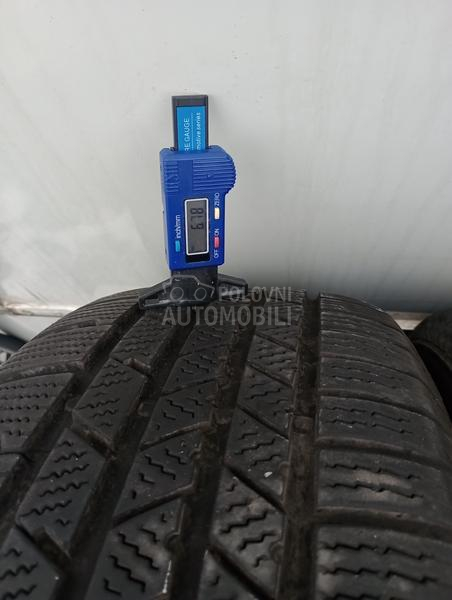Continental 235/60 R17 Zimska