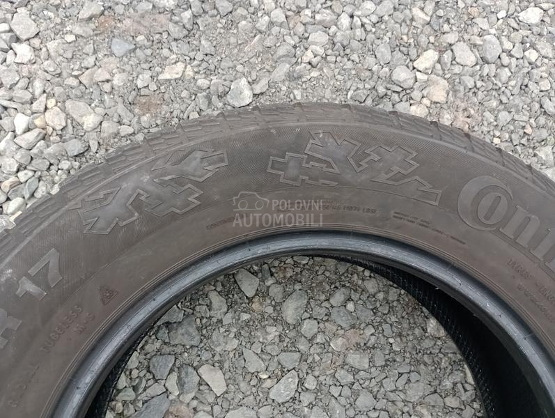 Continental 235/60 R17 Zimska