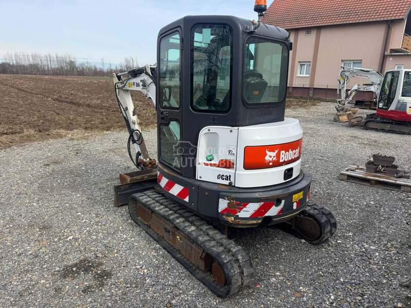 Bobcat E35 2017god.
