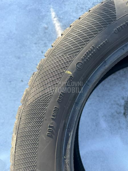 Continental 225/55 R17 Zimska
