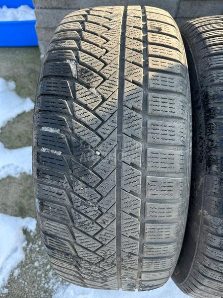 Continental 225/55 R17 Zimska