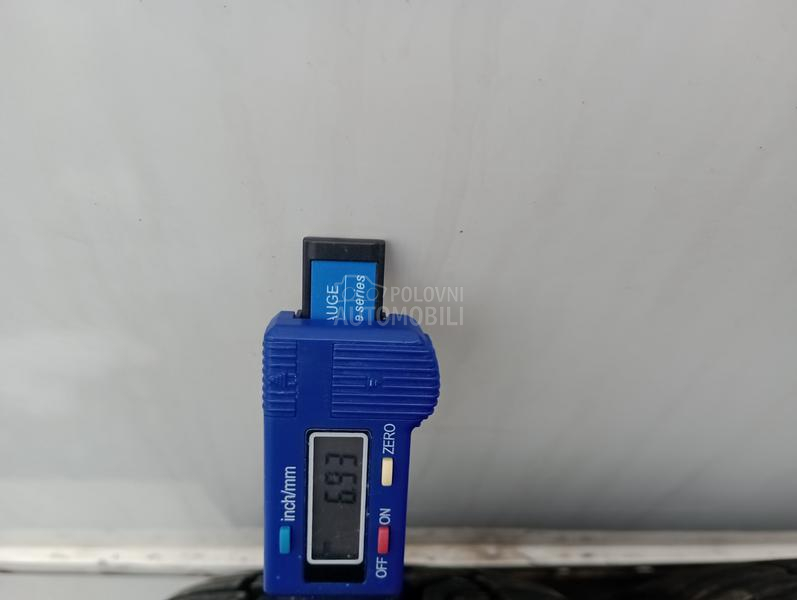 Uniroyal 185/65 R15 Zimska