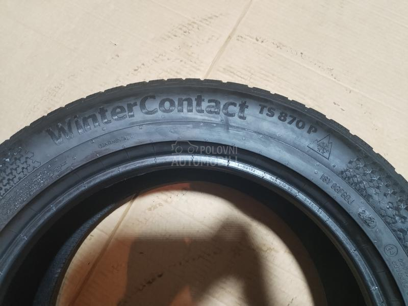 Continental 215/60 R17 Zimska
