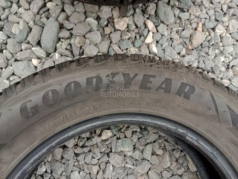 Goodyear 185/65 R15 Zimska