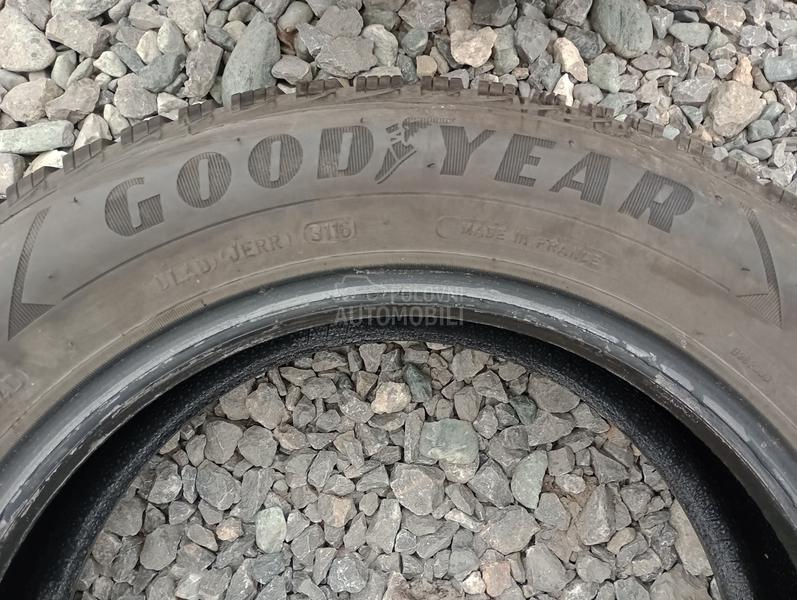Goodyear 185/65 R15 Zimska