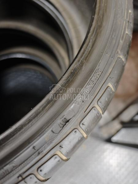 Achilles 225/30 R20 Letnja