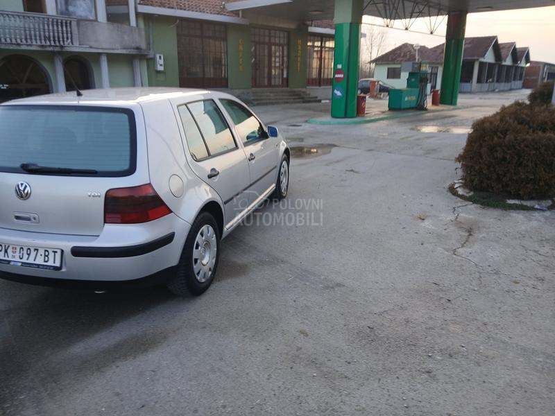 Volkswagen Golf 4 