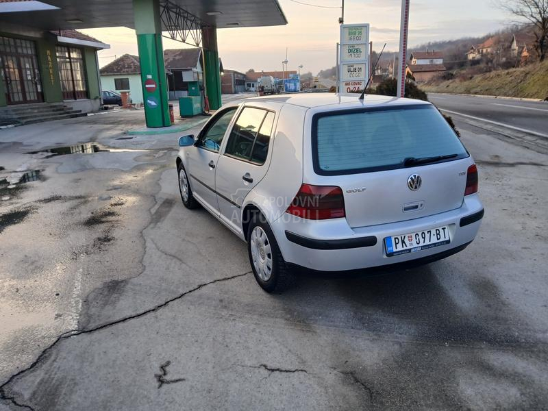 Volkswagen Golf 4 