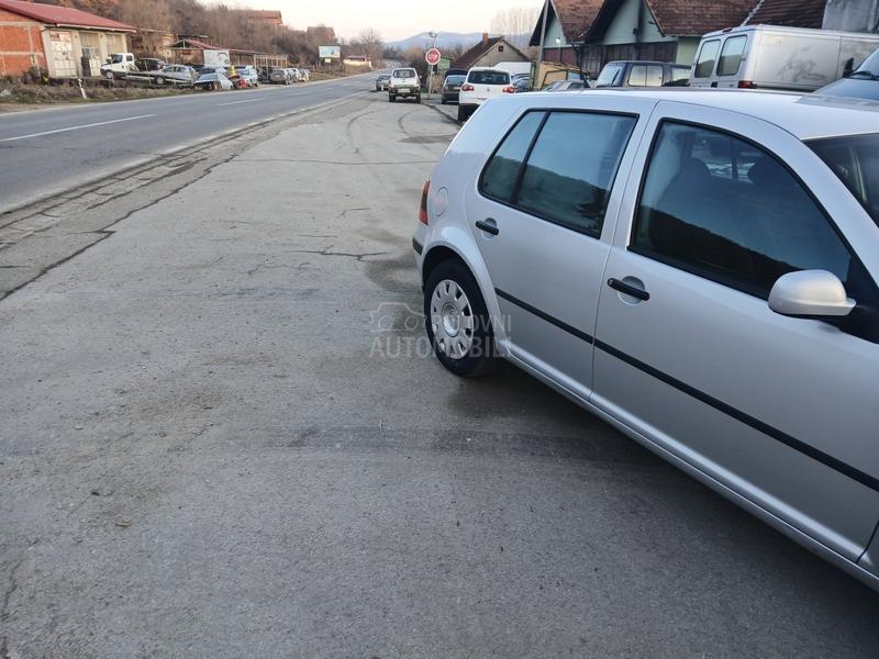 Volkswagen Golf 4 