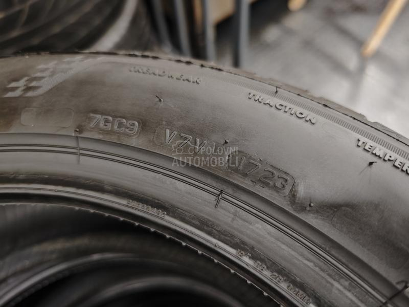 Bridgestone 215/55 R18 Letnja
