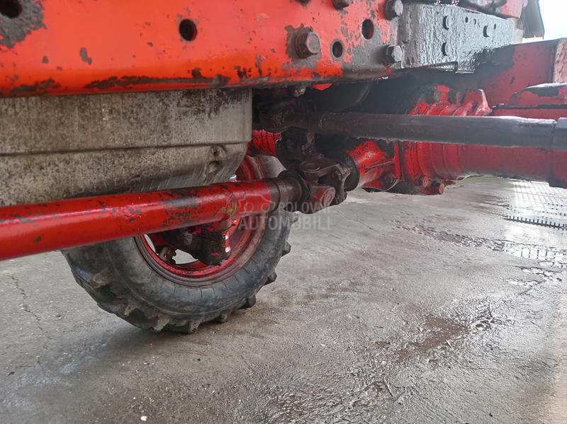 Belarus 82 sa prednjom vucom