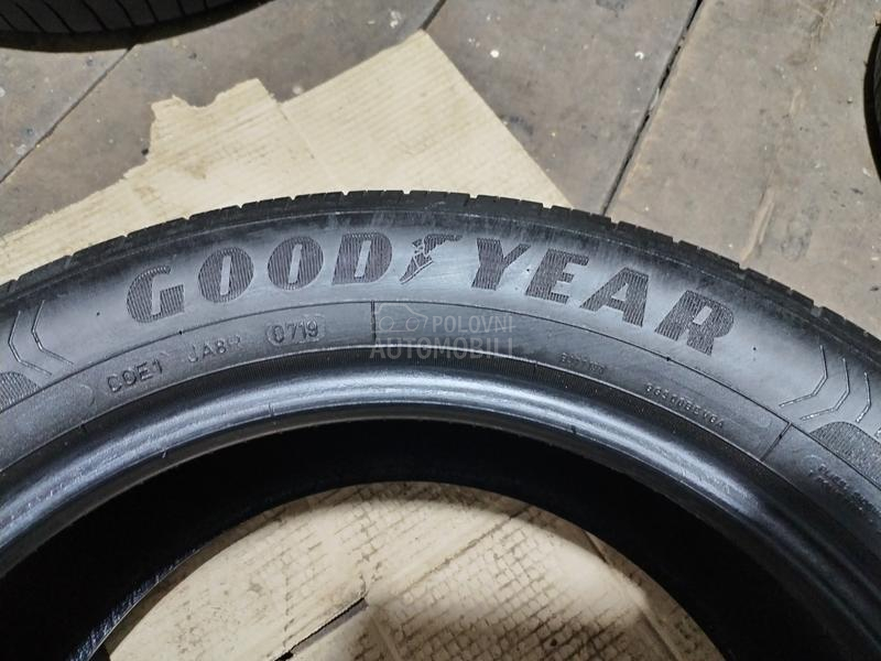 Goodyear 205/55 R17 Letnja