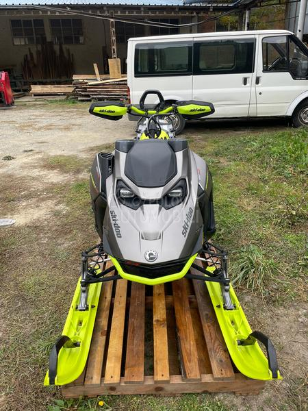 Ski-Doo 850 Turbo