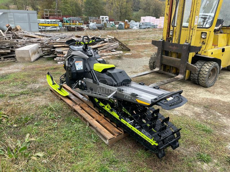 Ski-Doo 850 Turbo