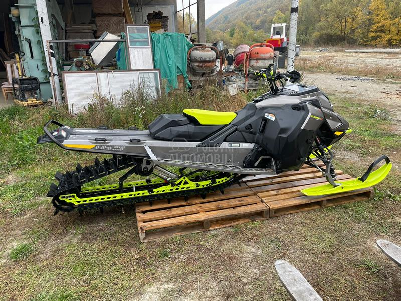 Ski-Doo 850 Turbo
