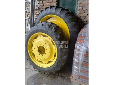 John Deere uski tockovi
