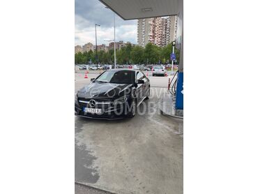 Mercedes Benz CLA 200 