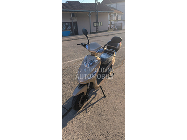 HAWK NOV, VOŽEN POLA SATA