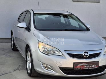 Opel Astra J 1.6 ENJOY