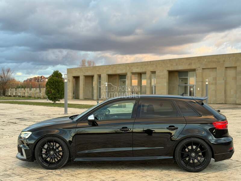 Audi RS3 640