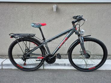 Lakes Flexx 140 street