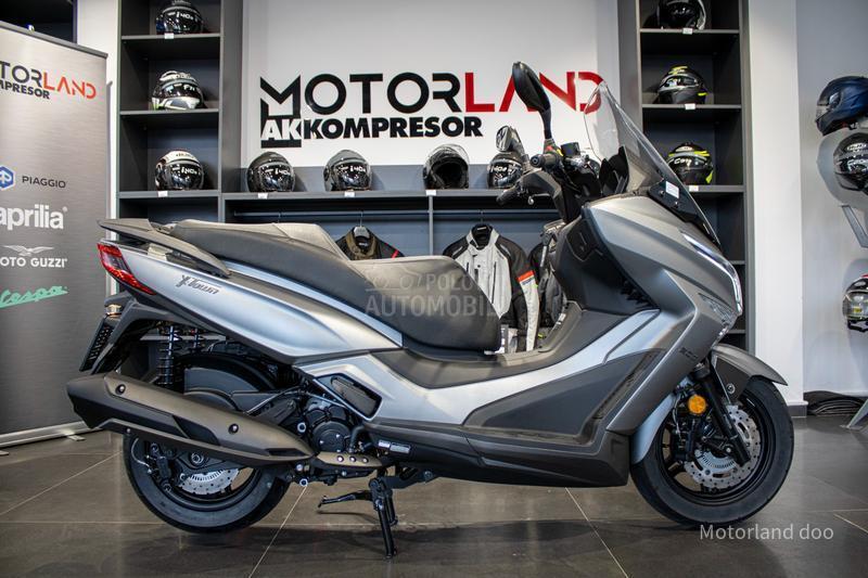 Kymco X town 300