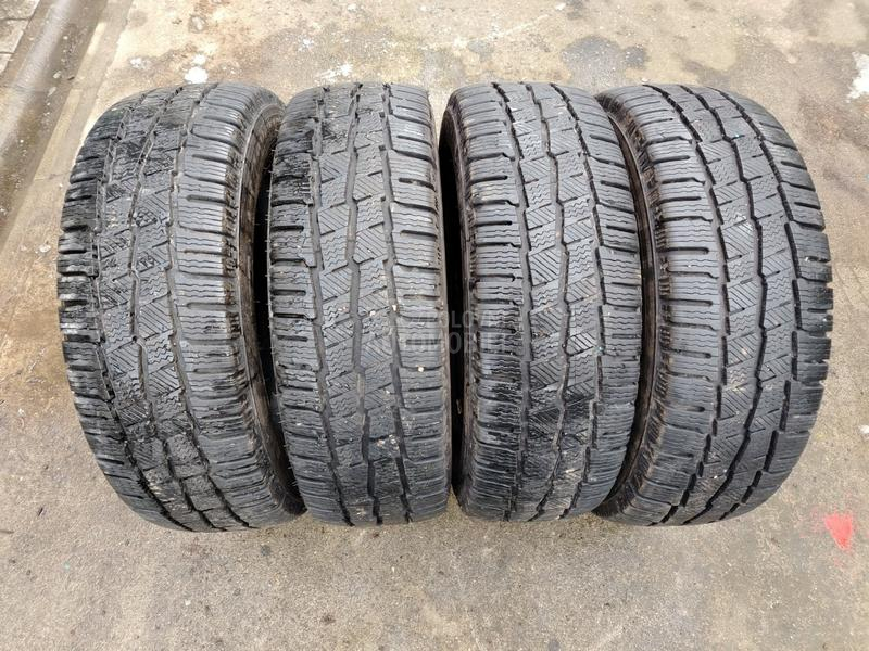 Michelin 215/65 R16 Zimska