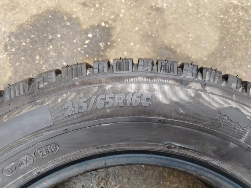 Michelin 215/65 R16 Zimska