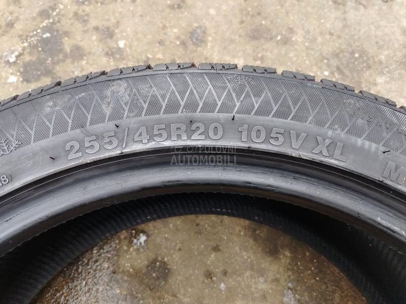Gripmax 255/45 R20 Zimska