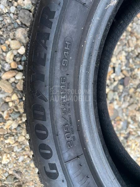 Goodyear 205/55 R16 Zimska