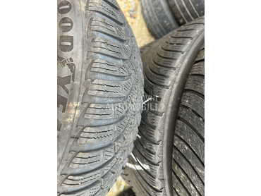 Goodyear 205/55 R16 Zimska