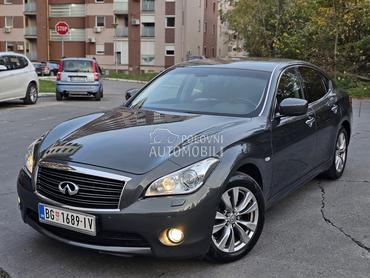 Infiniti Q70 3.0D PREMIUM