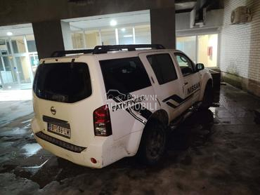 Nissan Pathfinder 