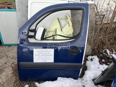 leva vrata za Fiat Doblo