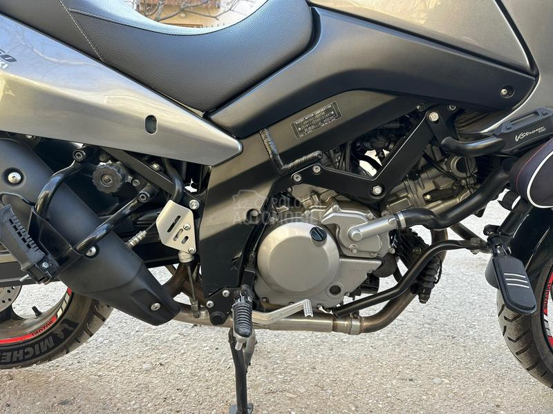 Suzuki V Strom DL 650