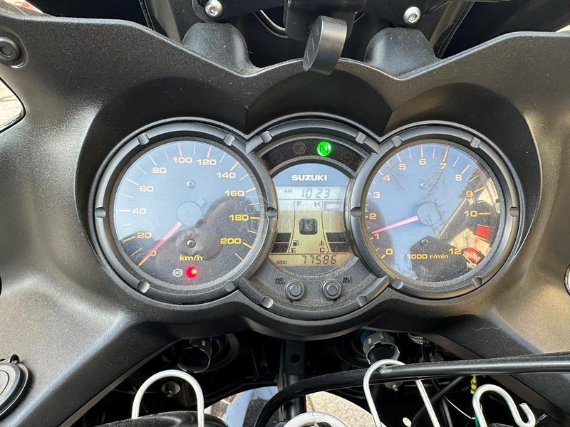 Suzuki V Strom DL 650