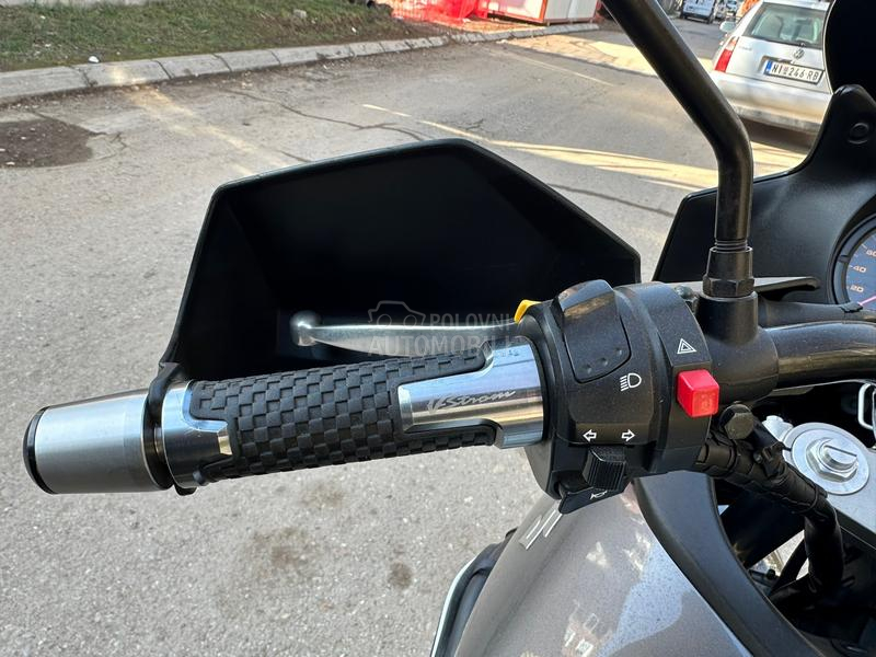 Suzuki V Strom DL 650