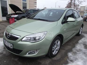 Opel Astra J 1.6 BE.NZ ALU NOV