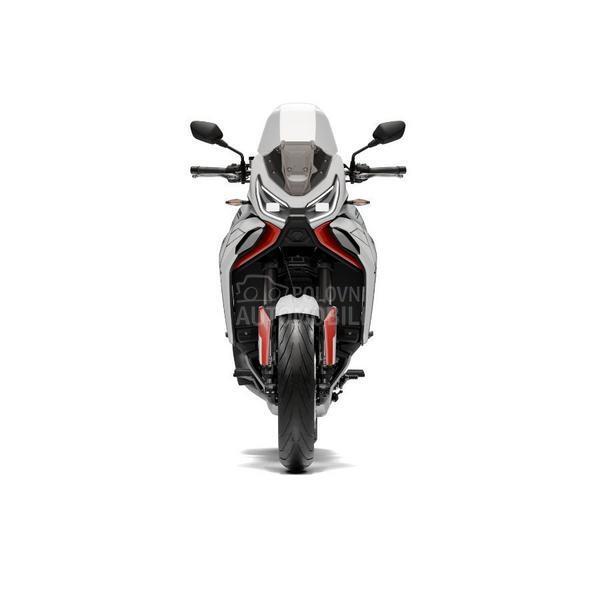 Moto Morini X-Cape 1200