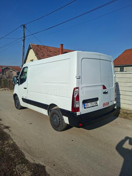 Renault Master 2.3