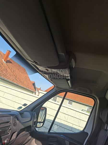 Renault Master 2.3