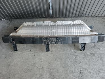 sina zadnjeg branika za Renault Twingo od 2014. do 2024. god.