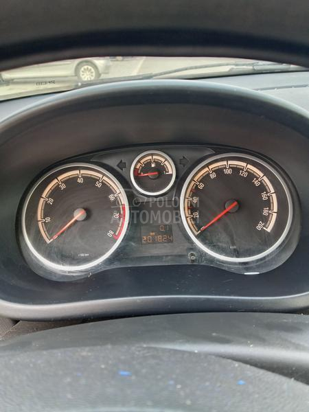 Opel Corsa D 