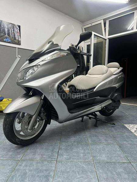 Yamaha Majesty